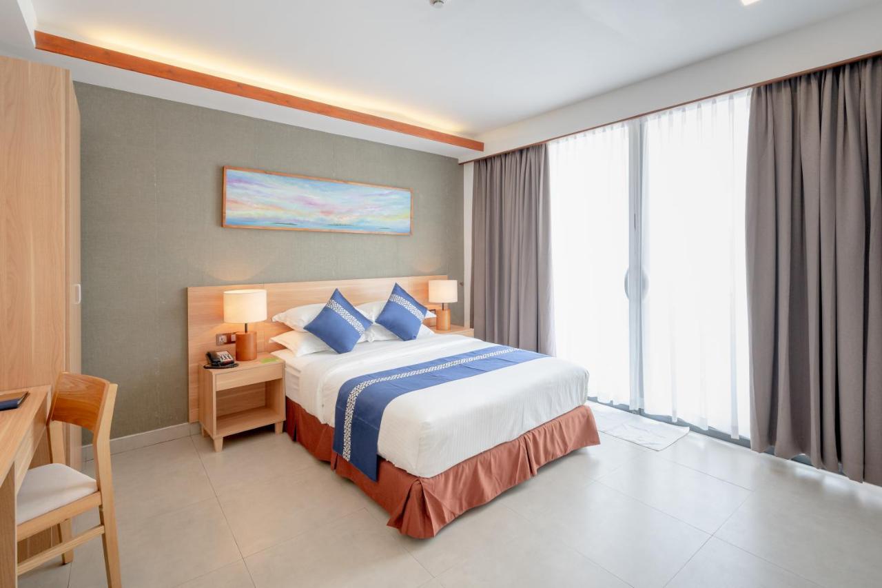 Ayala Oceanview Maldives Hotel Gulhi Exterior foto