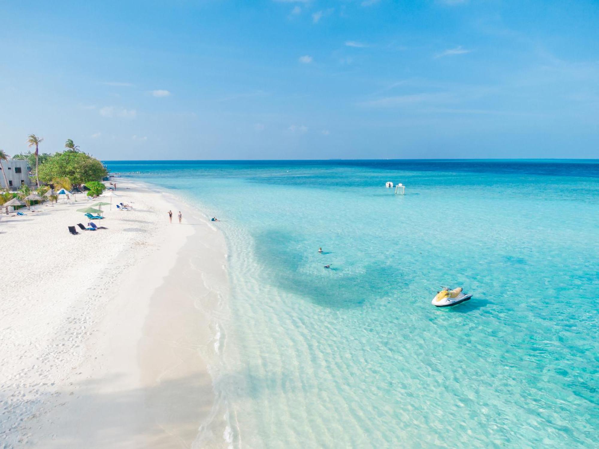 Ayala Oceanview Maldives Hotel Gulhi Exterior foto