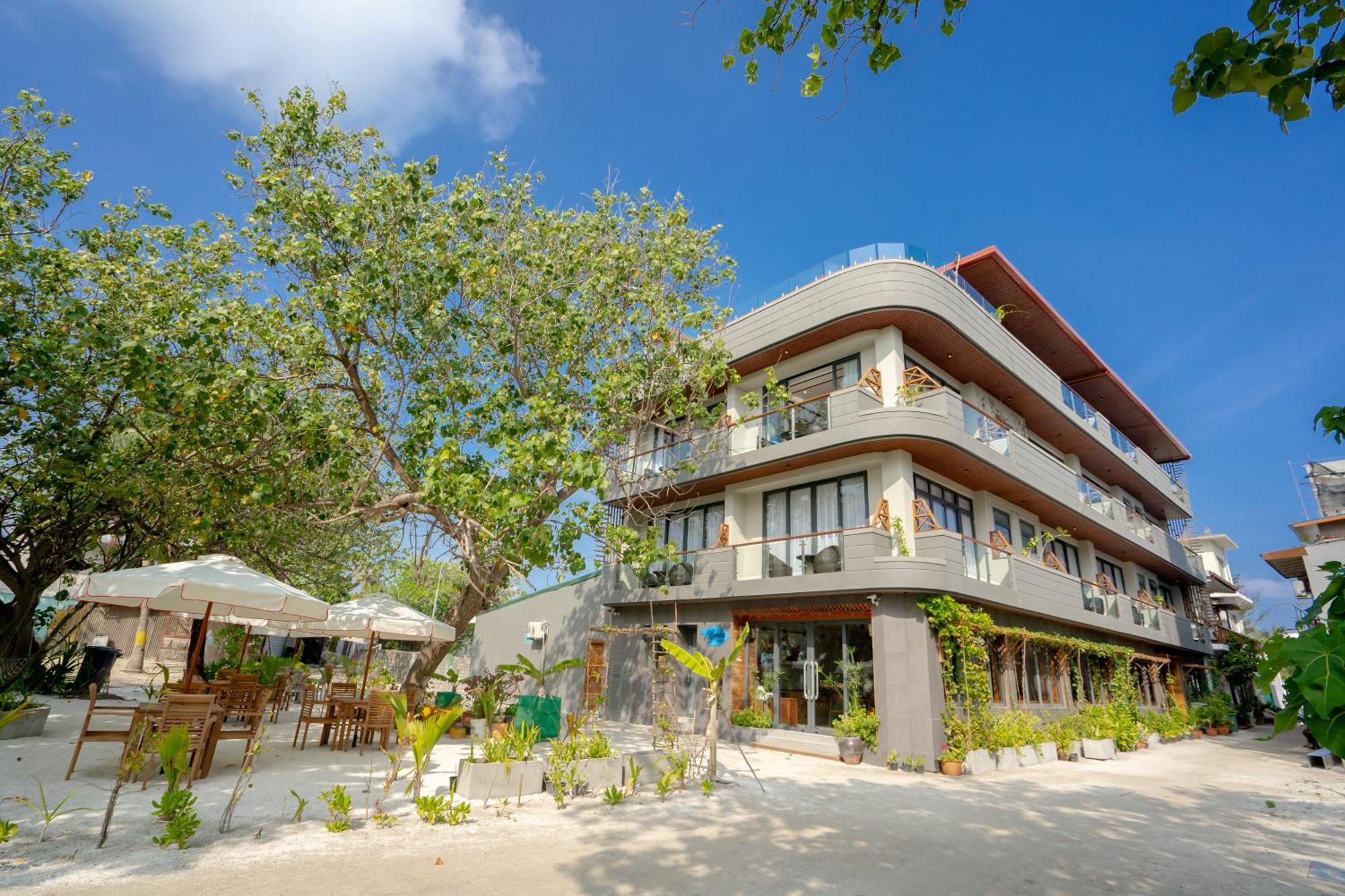 Ayala Oceanview Maldives Hotel Gulhi Exterior foto