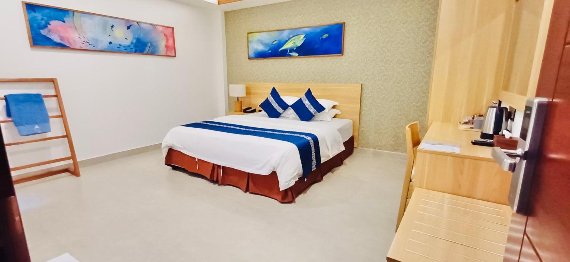 Ayala Oceanview Maldives Hotel Gulhi Exterior foto